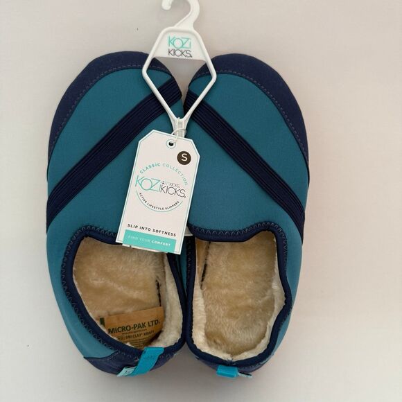 KoziKicks Active Lifestyle Slippers Teal Women's Small (Fits Sizes 5.5-6.5) - Picture 2 of 8